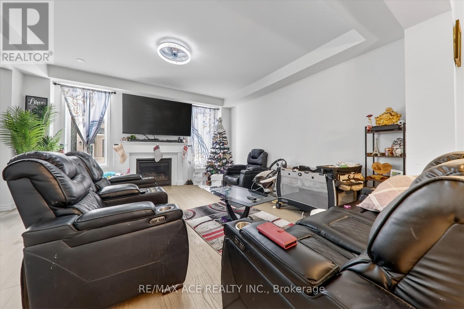 1419 MOCKINGBIRD SQUARE, Pickering, Ontario, L1X0N8 — Photo 8