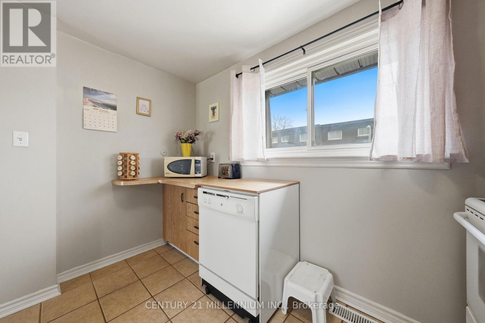 107 DARRAS COURT, Brampton (Southgate), Ontario, L6T1W7 — Photo 13