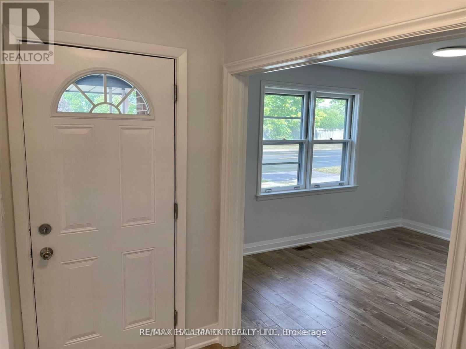 MAIN - 4328 NEW STREET, Burlington (Shoreacres), Ontario, L7L1T5 — Photo 3