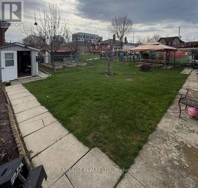 49 BLAYDON AVENUE, Toronto (Downsview-Roding-CFB), Ontario, M3M2E3 — Photo 21