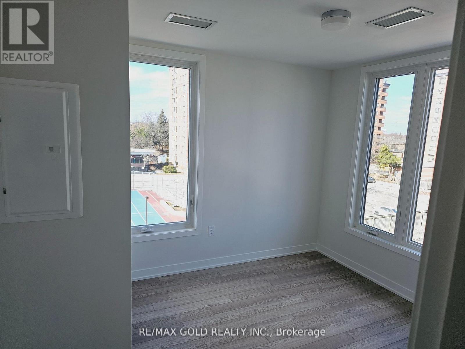 411 - 3401 RIDGEWAY DRIVE, Mississauga (Erin Mills), Ontario, L5L0B9 — Photo 5