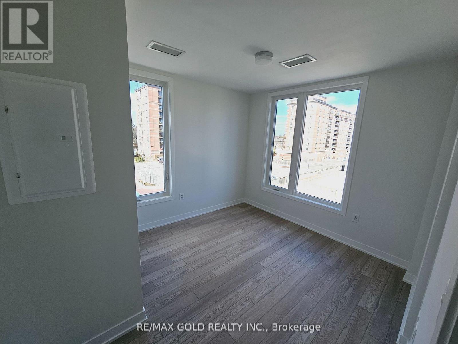 411 - 3401 RIDGEWAY DRIVE, Mississauga (Erin Mills), Ontario, L5L0B9 — Photo 7