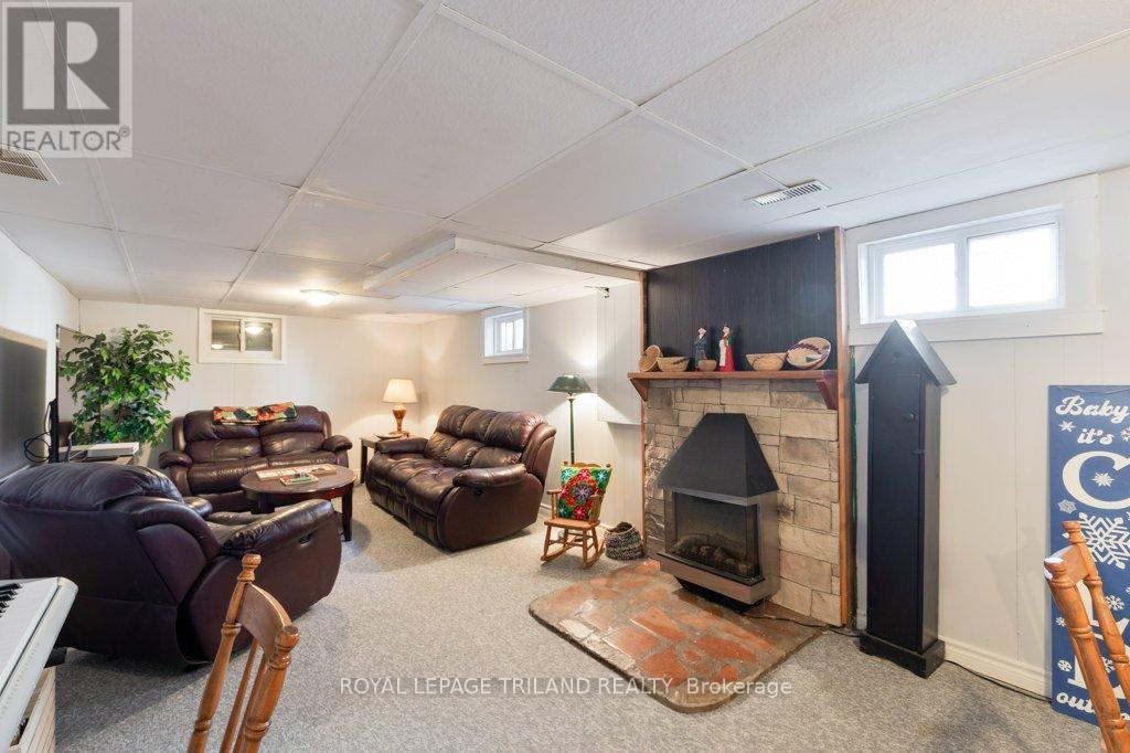 102 STEELE STREET, St. Thomas, Ontario, N5R2Y5 — Photo 25