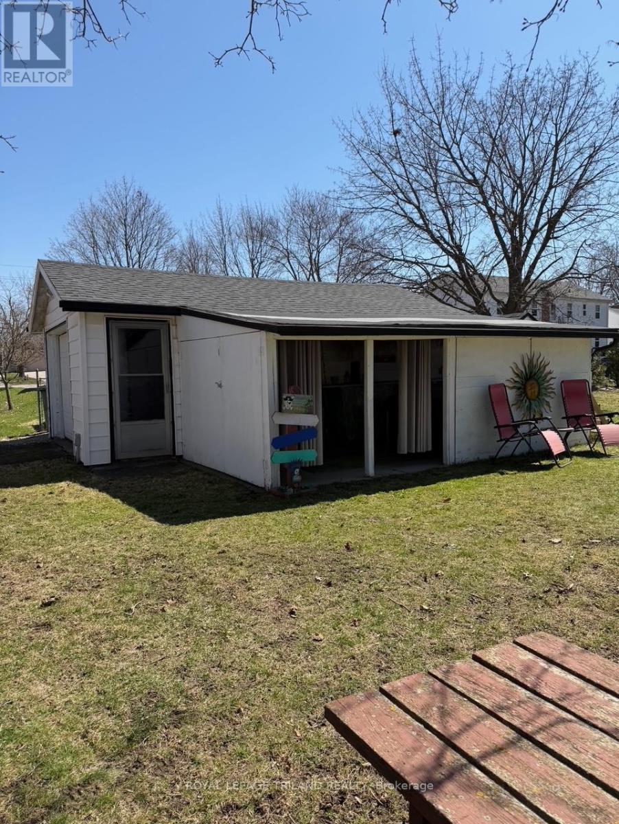 102 STEELE STREET, St. Thomas, Ontario, N5R2Y5 — Photo 37