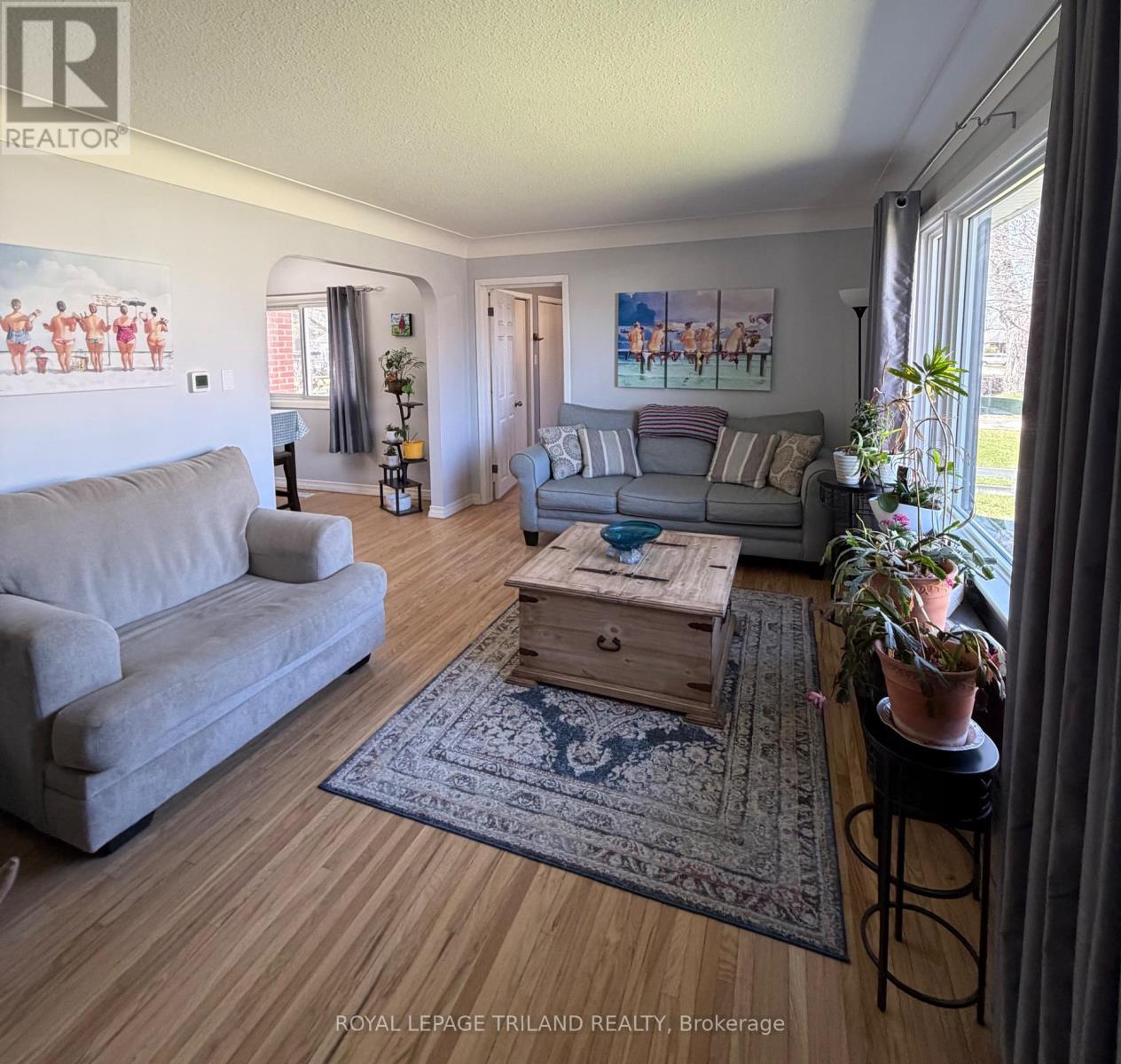 102 STEELE STREET, St. Thomas, Ontario, N5R2Y5 — Photo 5