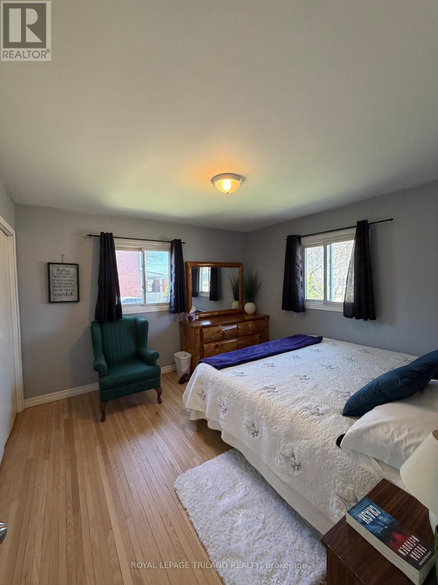 102 STEELE STREET, St. Thomas, Ontario, N5R2Y5 — Photo 9