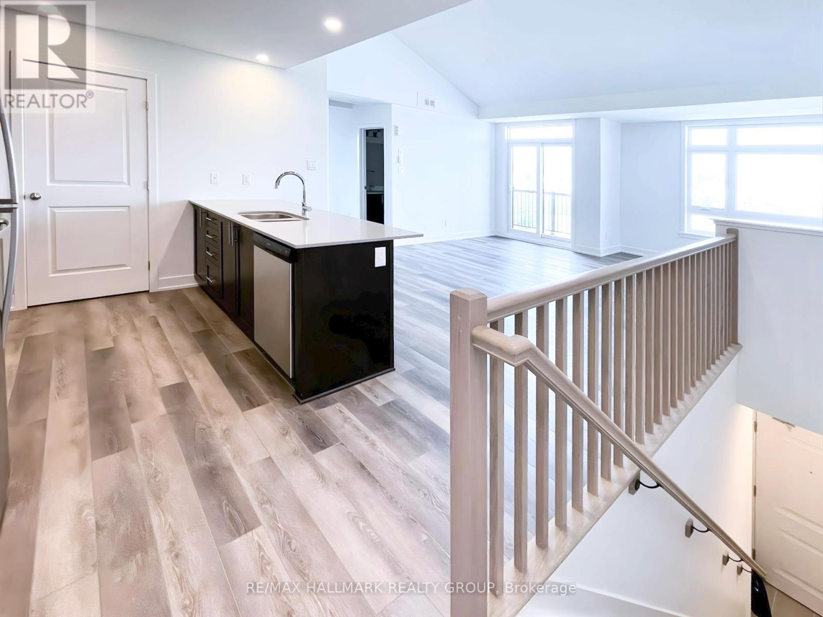 I - 300 TULUM CRESCENT, Ottawa, Ontario, K2S2Y4 — Photo 5