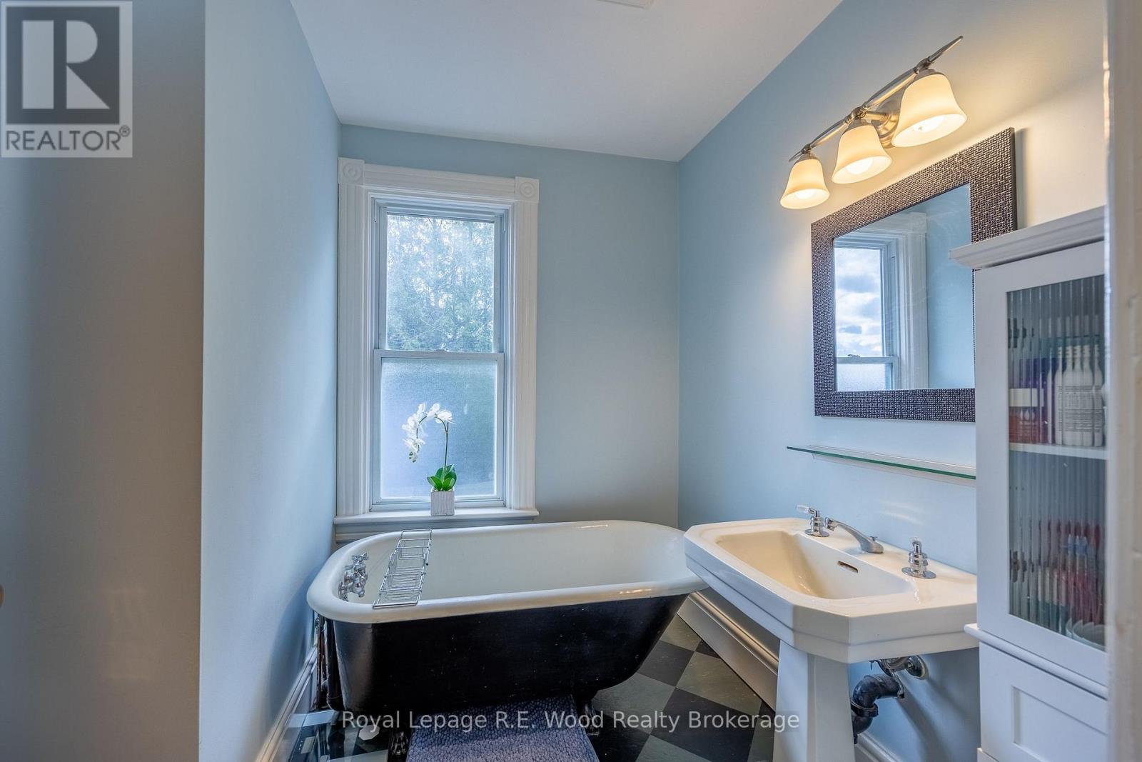 10 GEORGE STREET, Tillsonburg, Ontario, N4G2N2 — Photo 15