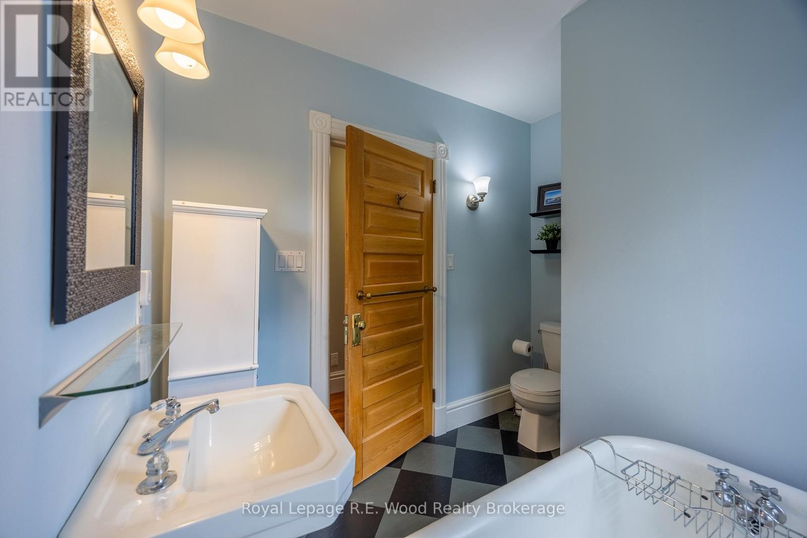 10 GEORGE STREET, Tillsonburg, Ontario, N4G2N2 — Photo 16