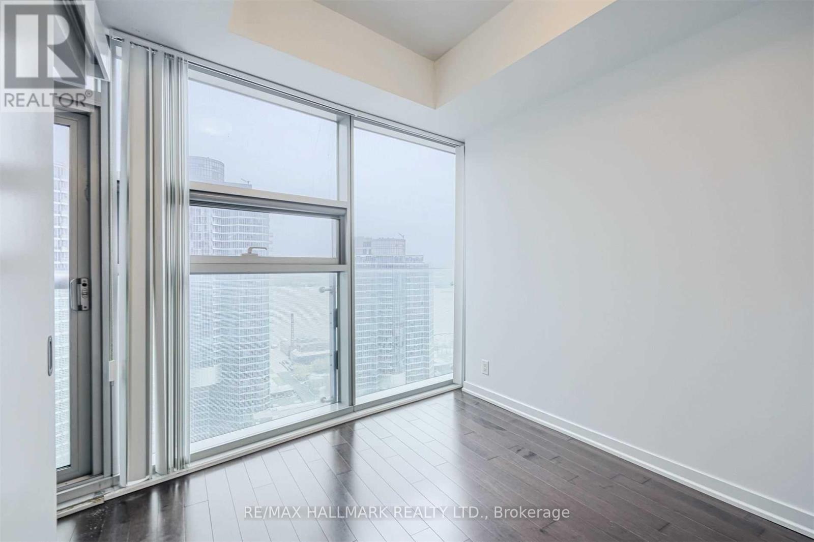 2303 - 12 YORK STREET, Toronto (Waterfront Communities), Ontario, M5J0A9 — Photo 16