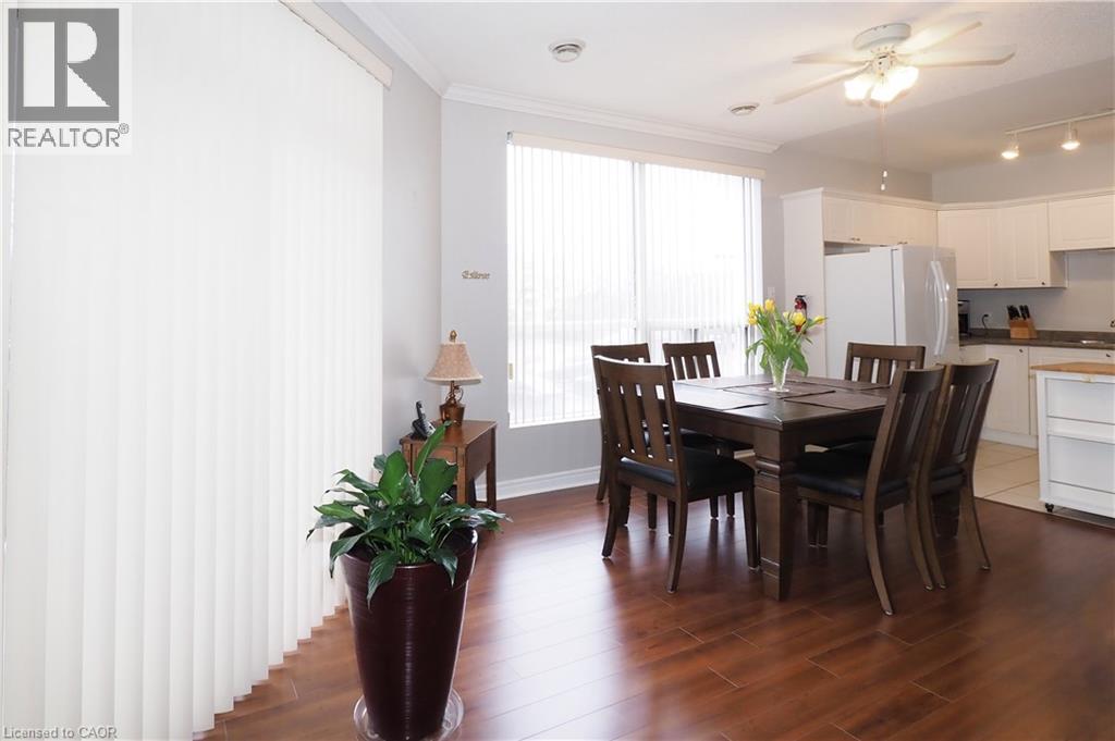 255 KEATS Way Unit# 208, Waterloo, Ontario, N2L6N6 — Photo 12