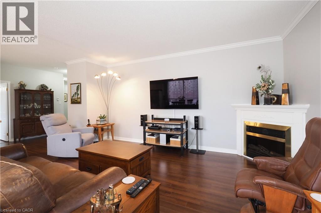 255 KEATS Way Unit# 208, Waterloo, Ontario, N2L6N6 — Photo 16