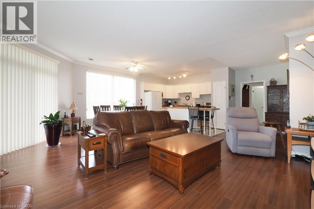 255 KEATS Way Unit# 208, Waterloo, Ontario, N2L6N6 — Photo 17