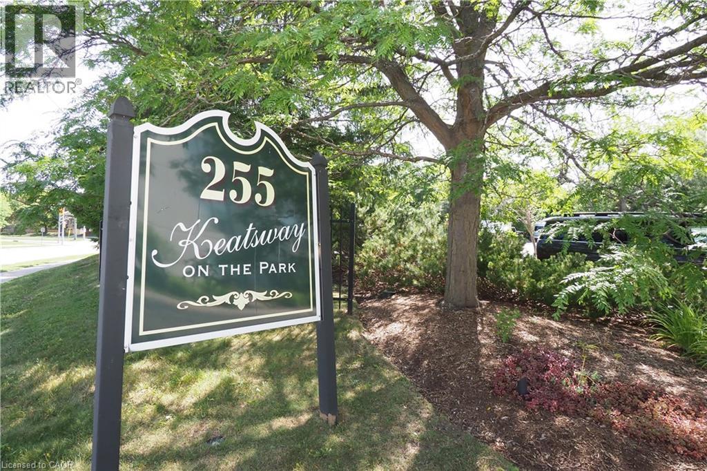 255 KEATS Way Unit# 208, Waterloo, Ontario, N2L6N6 — Photo 2