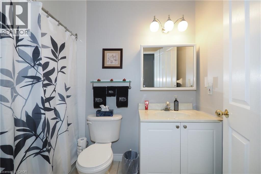 255 KEATS Way Unit# 208, Waterloo, Ontario, N2L6N6 — Photo 24