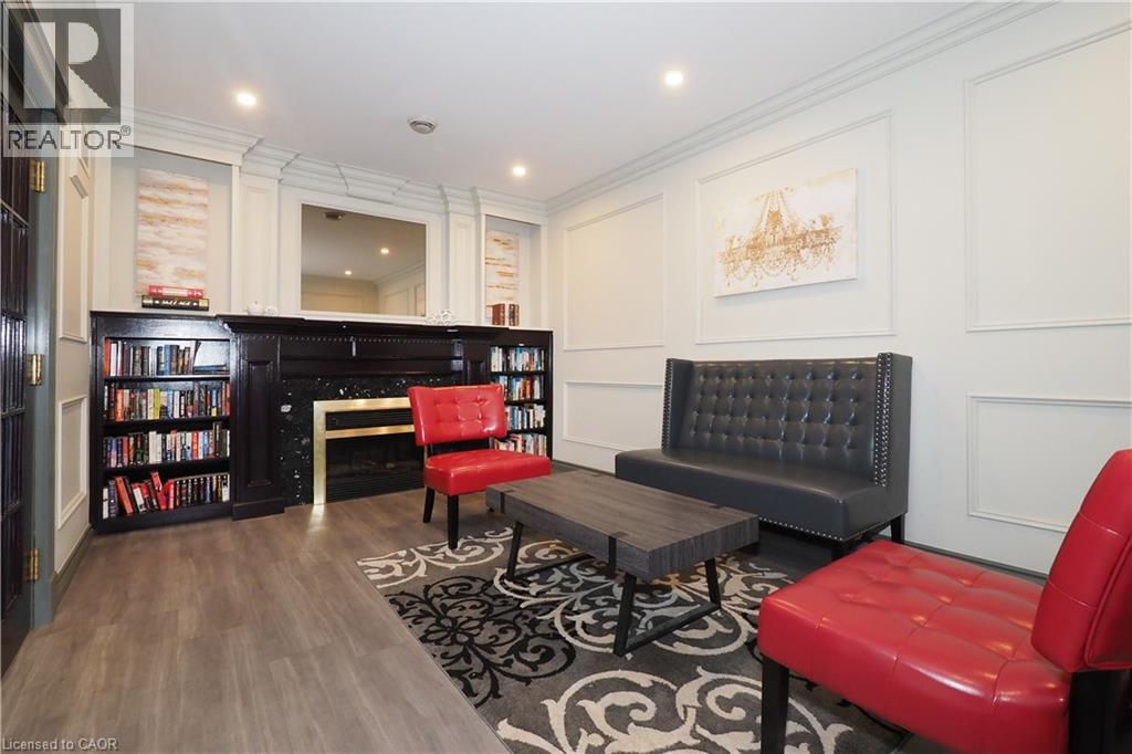 255 KEATS Way Unit# 208, Waterloo, Ontario, N2L6N6 — Photo 29