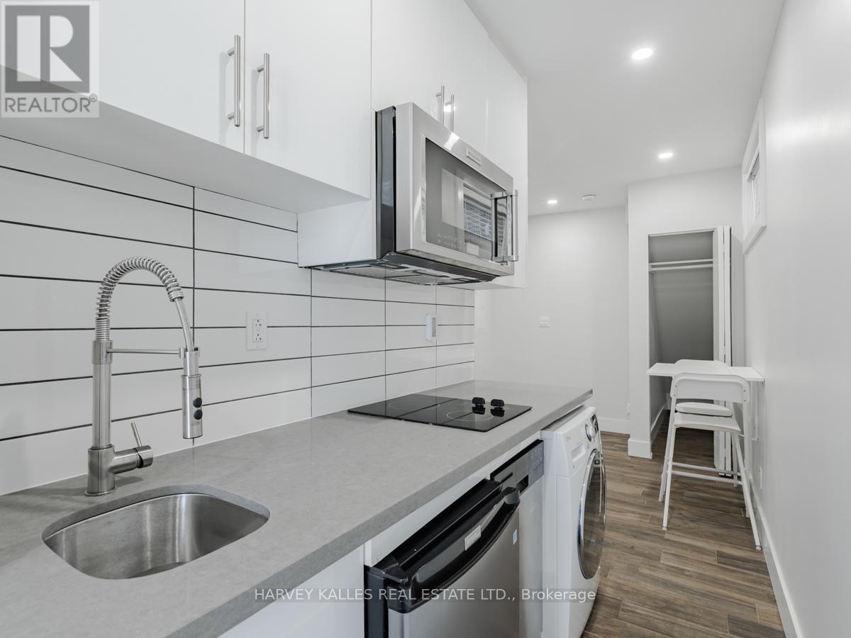 3 - 160 LANSDOWNE AVENUE, Toronto (Roncesvalles), Ontario, M6K2V9 — Photo 4