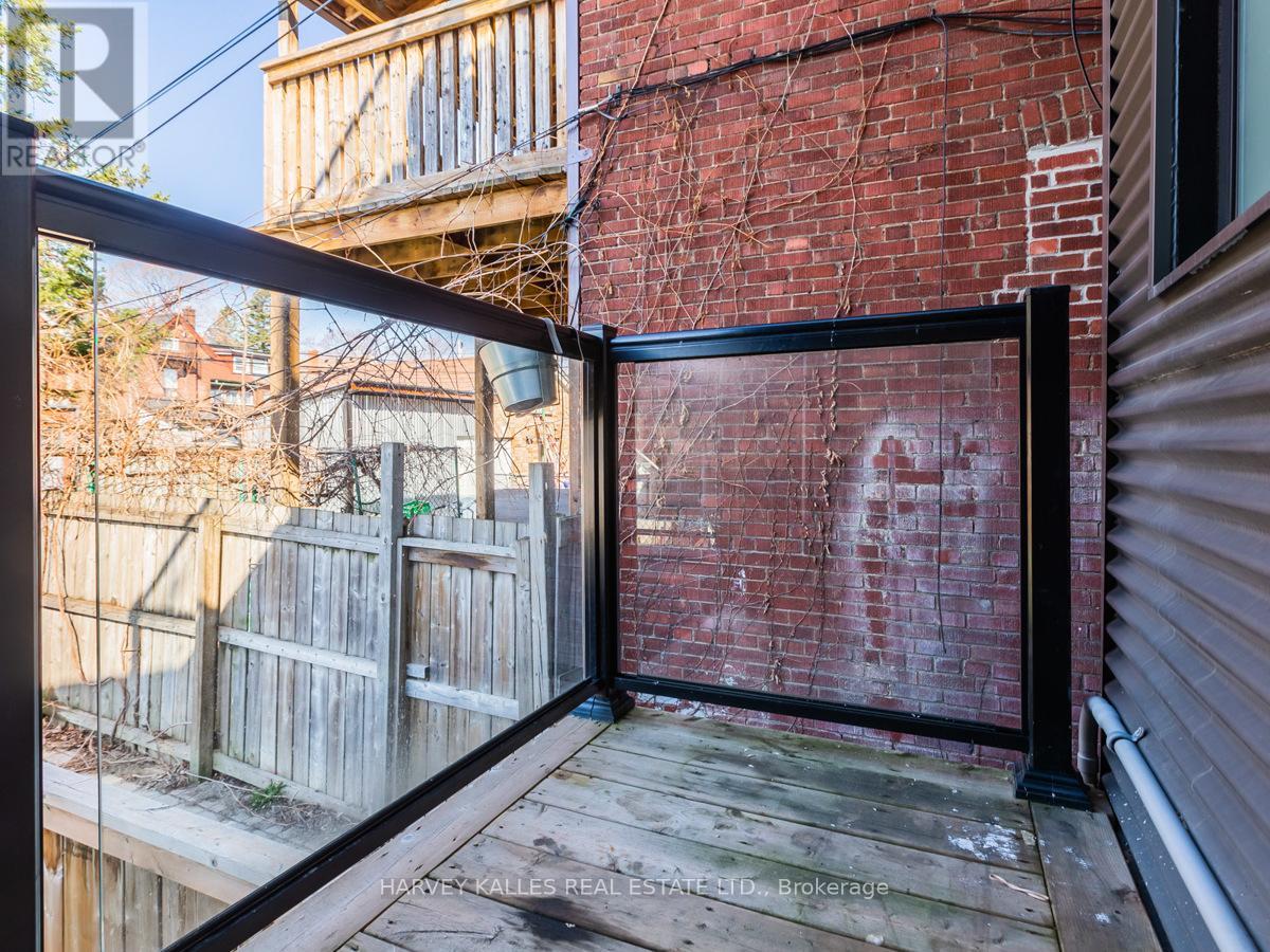 3 - 160 LANSDOWNE AVENUE, Toronto (Roncesvalles), Ontario, M6K2V9 — Photo 9