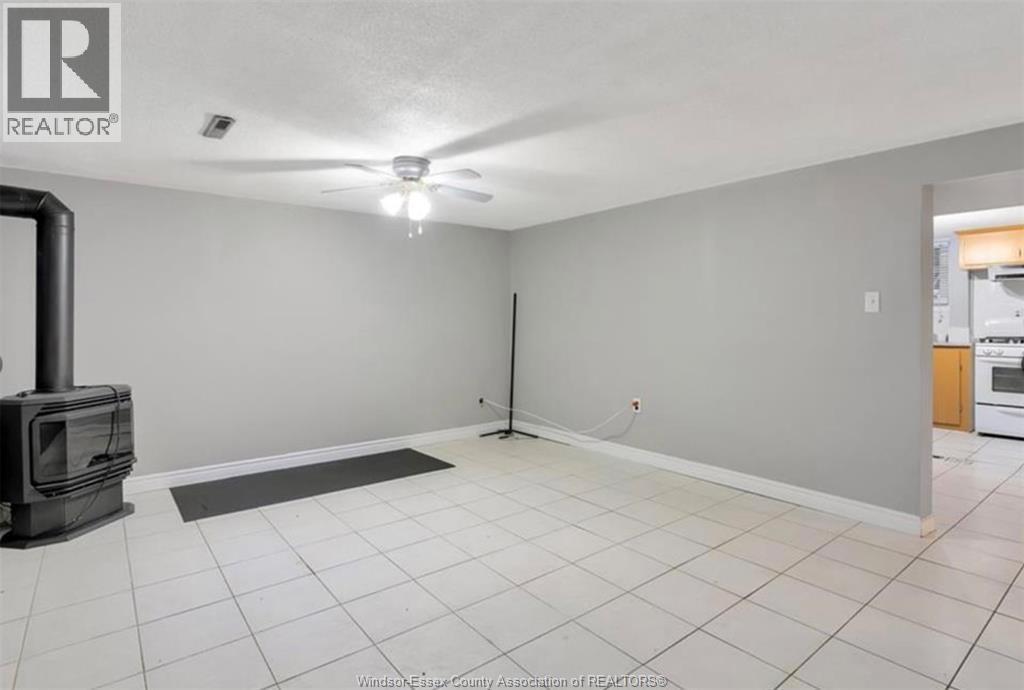 1279 TOURANGEAU Unit# LOWER, Windsor, Ontario, N8Y4H8 — Photo 5