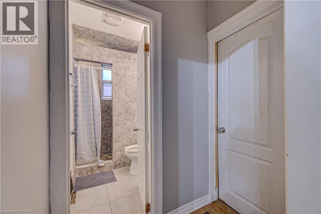 18 NORFOLK Street N, Hamilton, Ontario, L8S3K1 — Photo 8