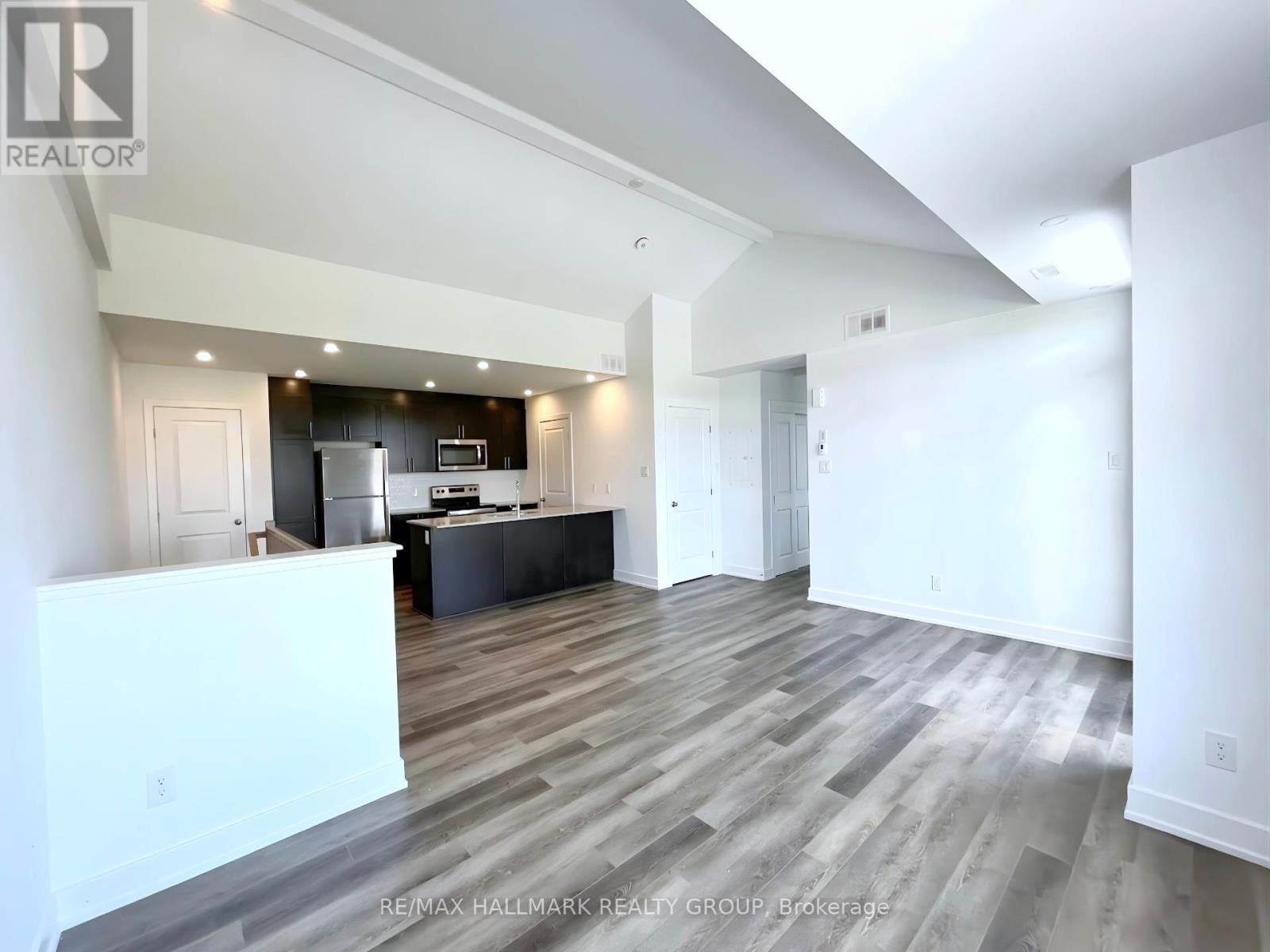 I - 300 TULUM CRESCENT, Ottawa, Ontario, K2S2Y4 — Photo 2