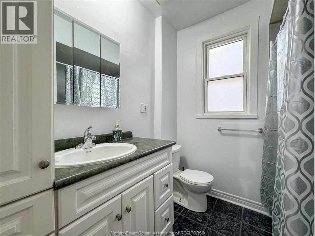 1351 MARENTETTE Unit# MAIN FLR, Windsor, Ontario, N8X4C9 — Photo 11