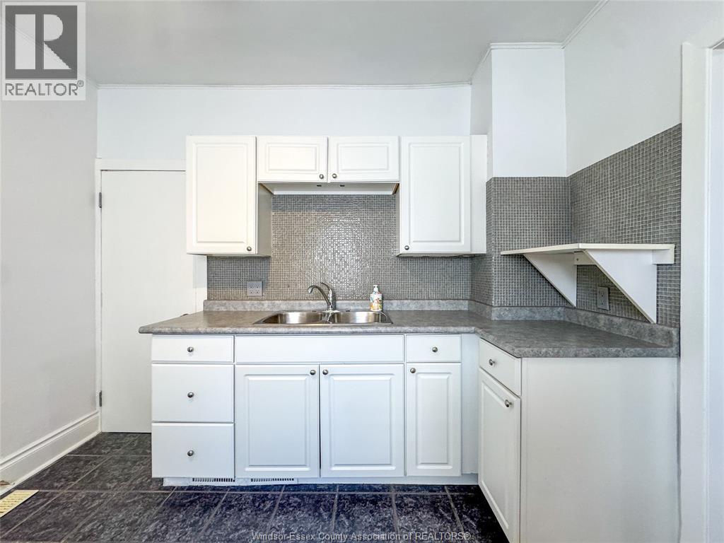1351 MARENTETTE Unit# MAIN FLR, Windsor, Ontario, N8X4C9 — Photo 5