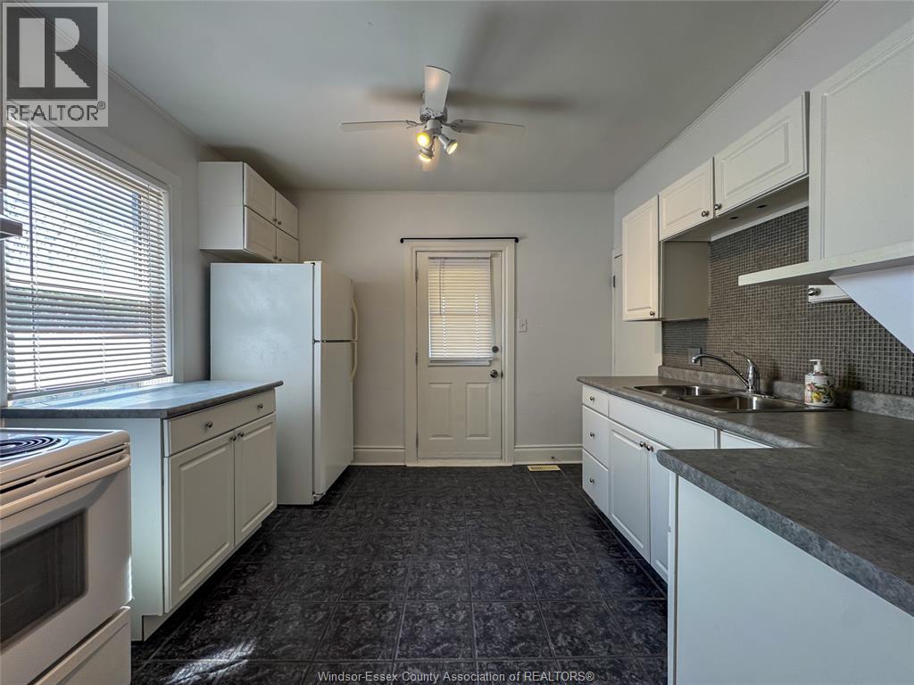 1351 MARENTETTE Unit# MAIN FLR, Windsor, Ontario, N8X4C9 — Photo 6