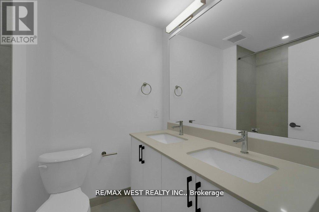 661 WINONA DRIVE, Toronto (Oakwood Village), Ontario, M6C3V6 — Photo 11