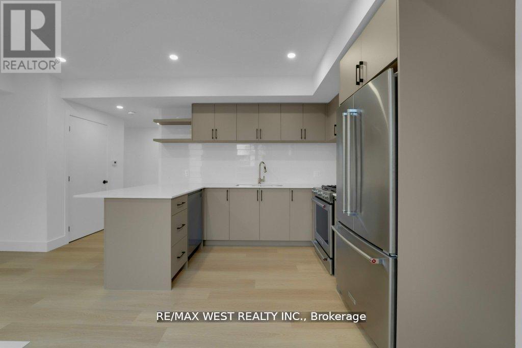 661 WINONA DRIVE, Toronto (Oakwood Village), Ontario, M6C3V6 — Photo 23