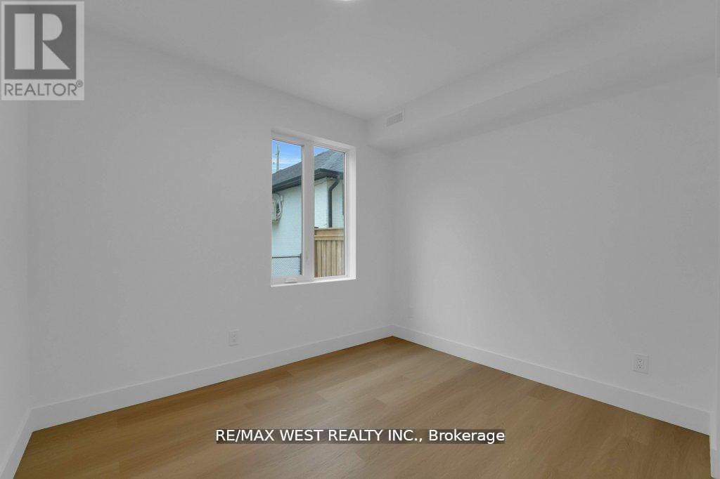 661 WINONA DRIVE, Toronto (Oakwood Village), Ontario, M6C3V6 — Photo 28