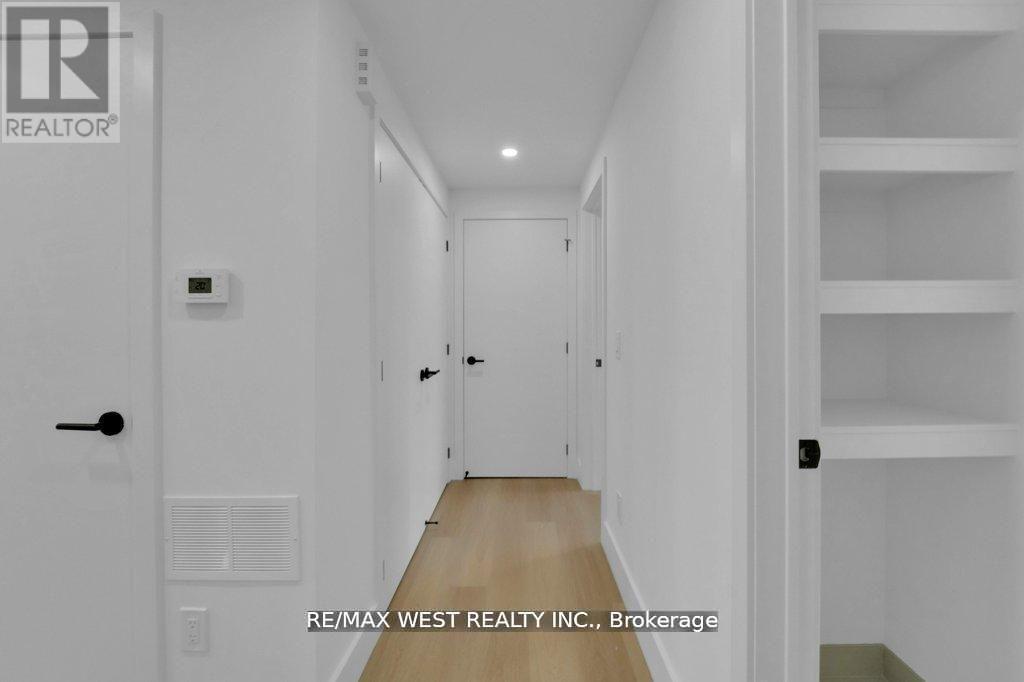 661 WINONA DRIVE, Toronto (Oakwood Village), Ontario, M6C3V6 — Photo 31