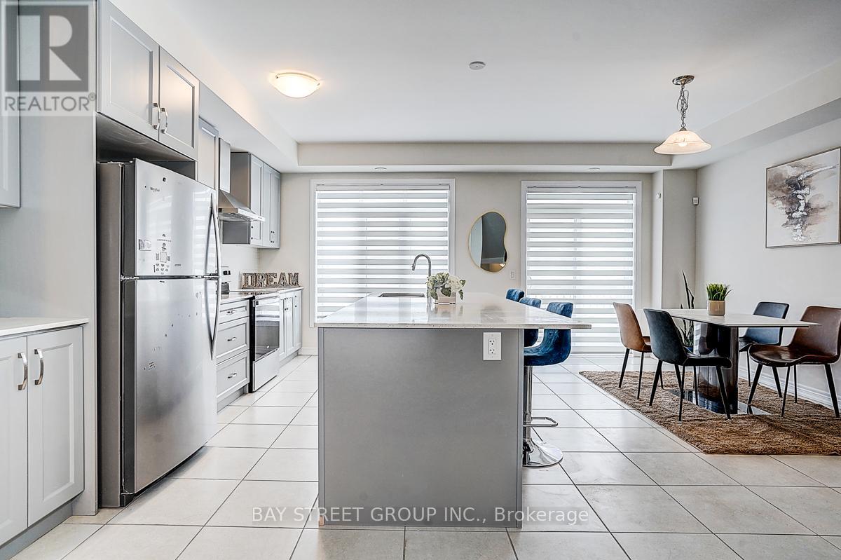 19 MORRISON CRESCENT, Whitby, Ontario, L1P1V4 — Photo 6