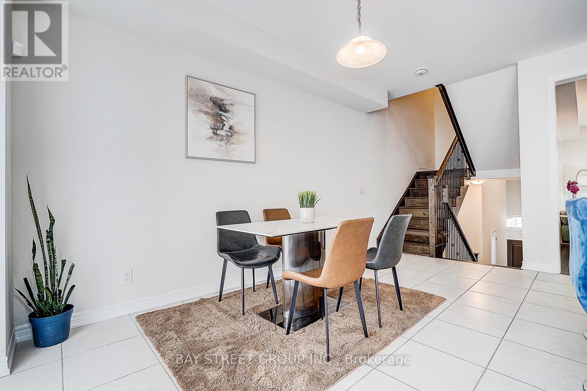 19 MORRISON CRESCENT, Whitby, Ontario, L1P1V4 — Photo 9