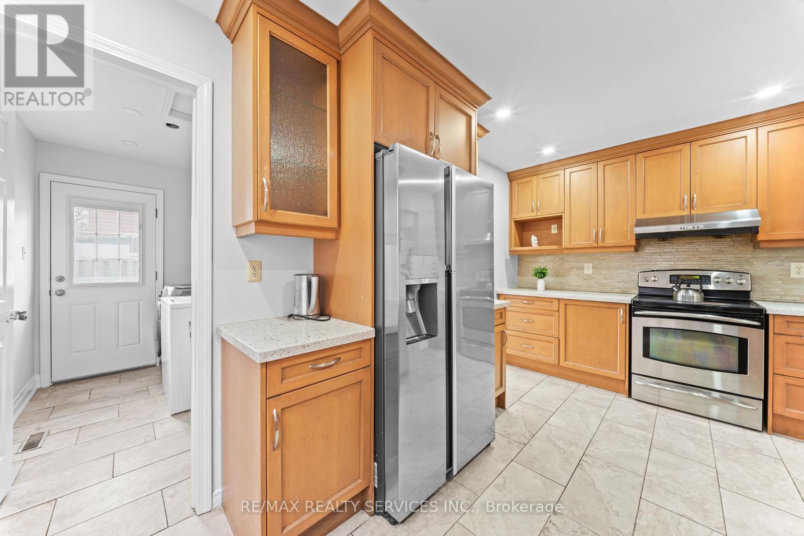 41 TANAGER SQUARE, Brampton (Heart Lake West), Ontario, L6Z1X1 — Photo 14