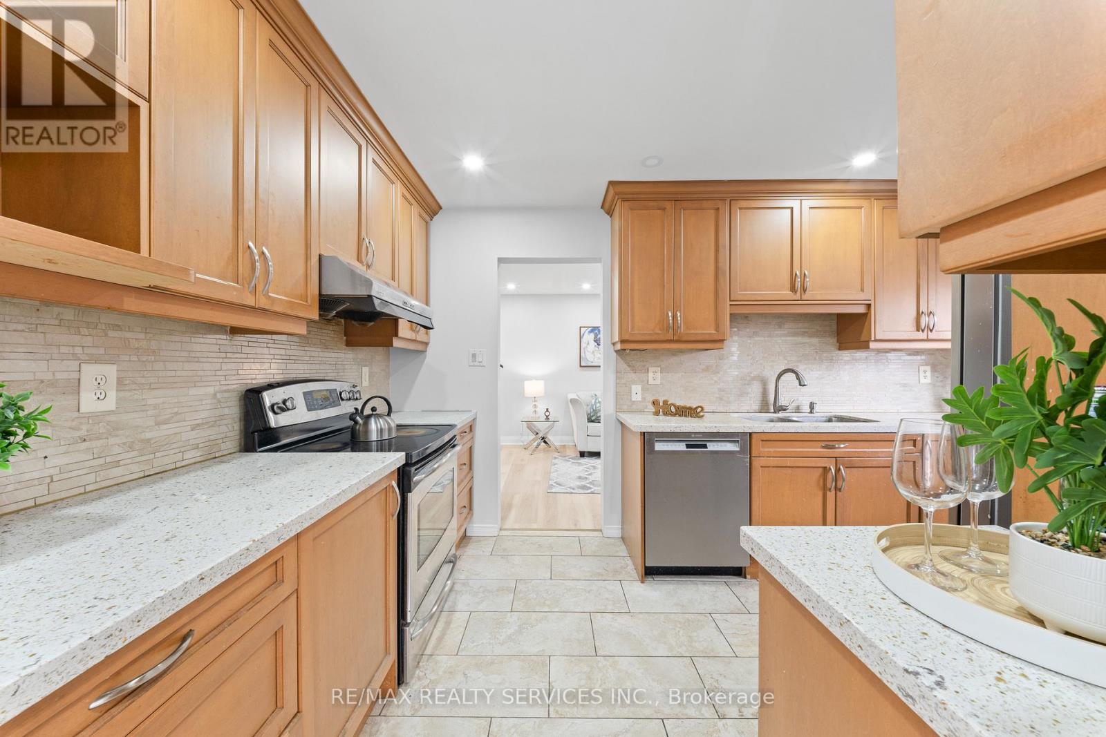 41 TANAGER SQUARE, Brampton (Heart Lake West), Ontario, L6Z1X1 — Photo 16