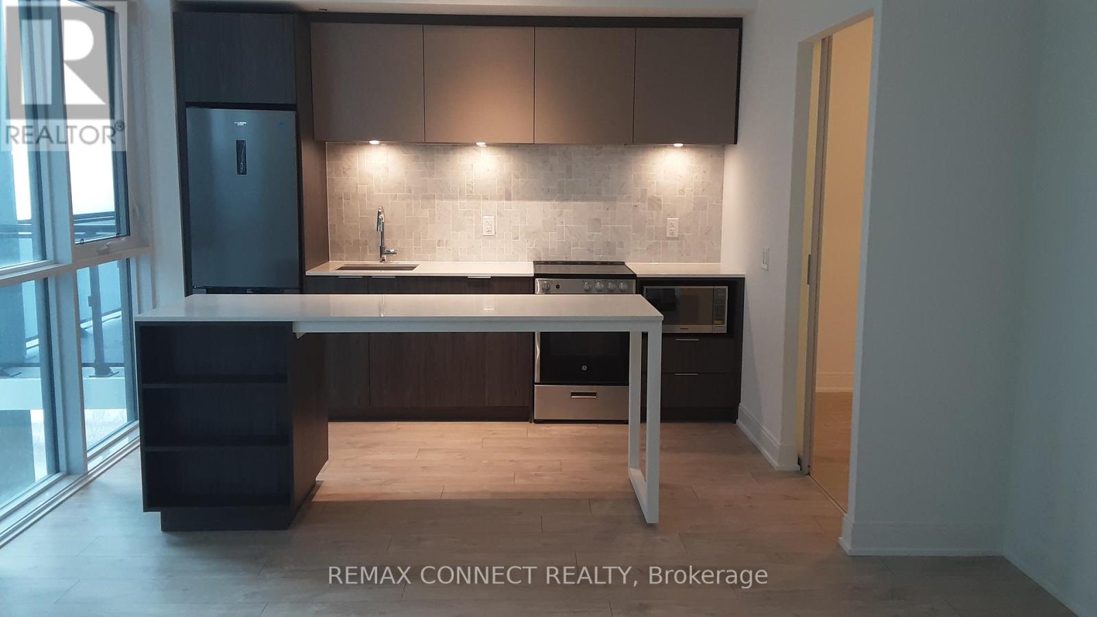 1107 - 65 ANNIE CRAIG DRIVE, Toronto (Mimico), Ontario, M8V0G8 — Photo 3