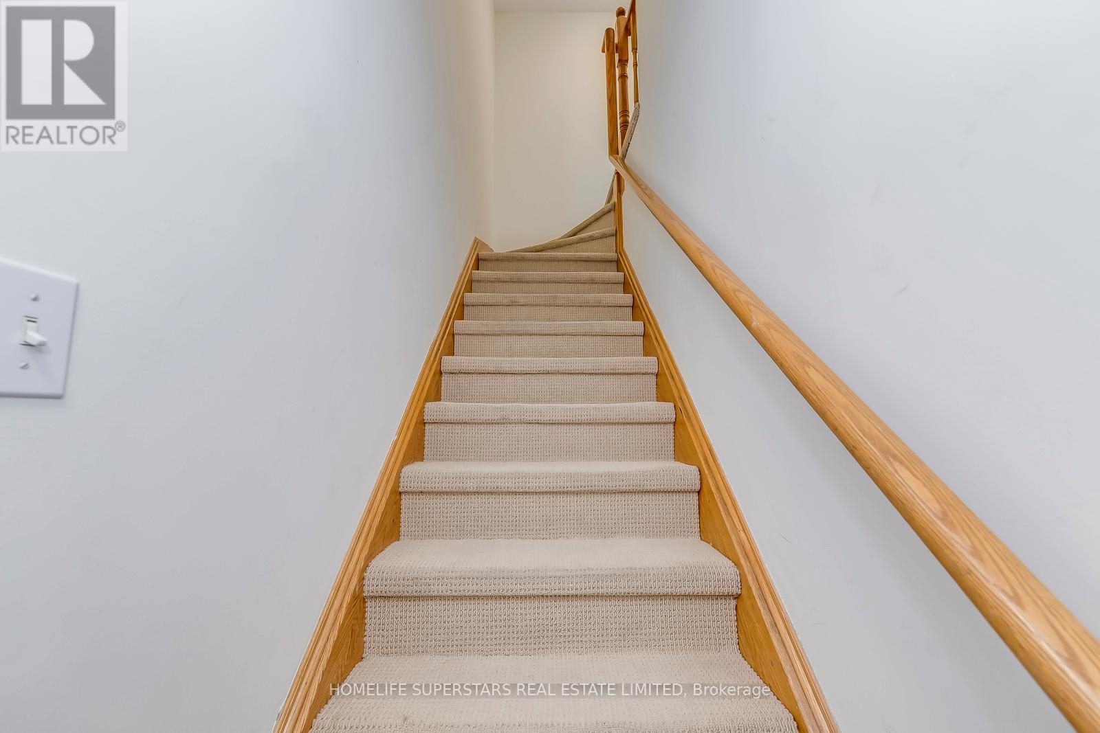 UNIT 11 - 605 SHORELINE DRIVE, Mississauga (Cooksville), Ontario, L5B4K3 — Photo 3