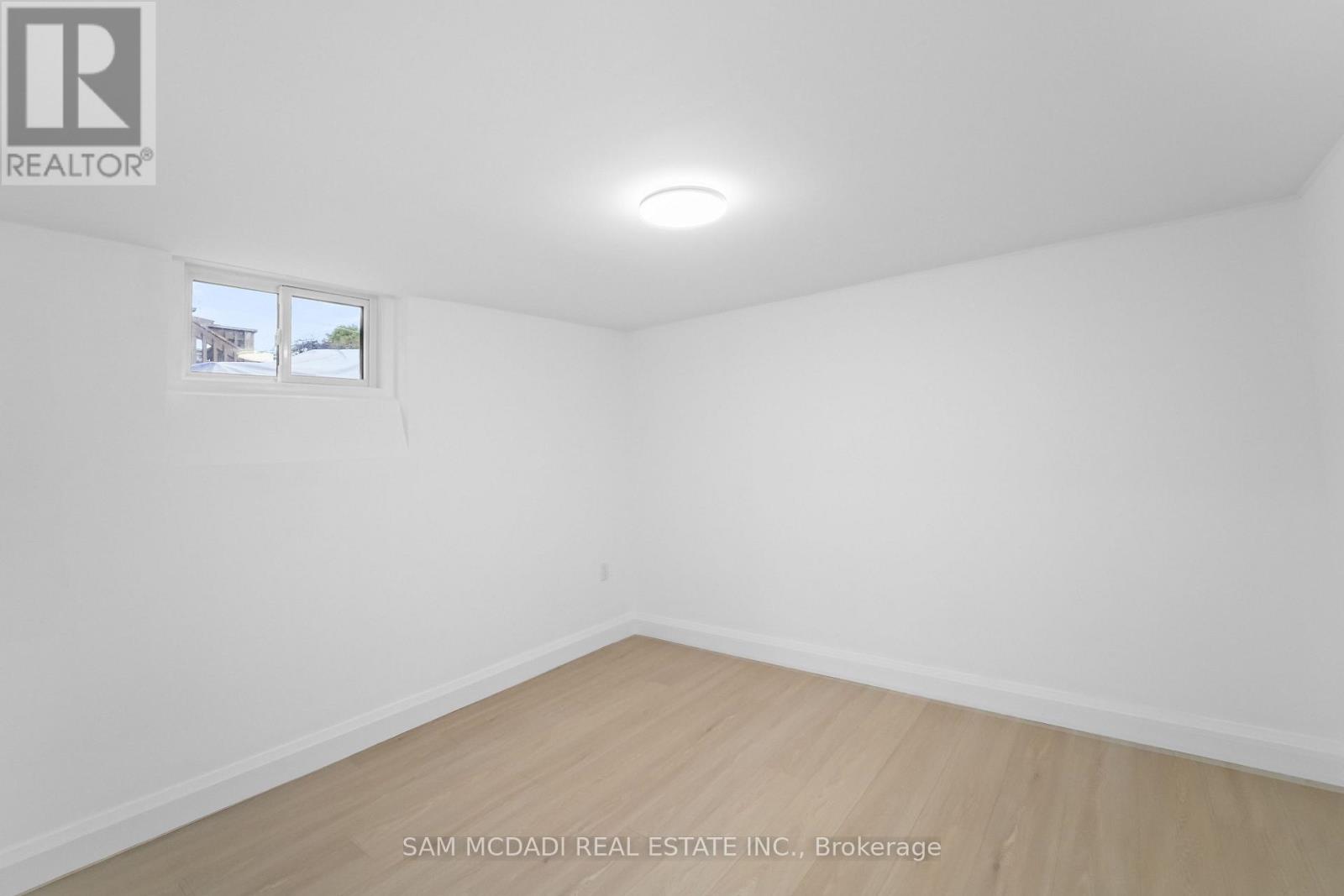 25 FALSTAFF AVENUE, Toronto (Maple Leaf), Ontario, M6L2C6 — Photo 27