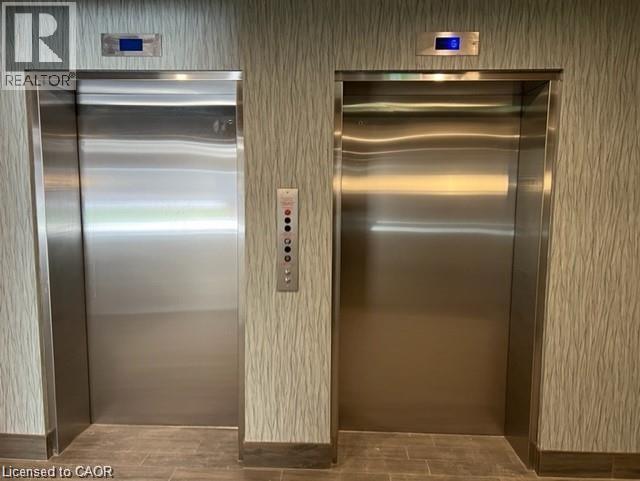 450 DUNDAS Street Unit# 433, Waterdown, Ontario, L0R2H4 — Photo 5