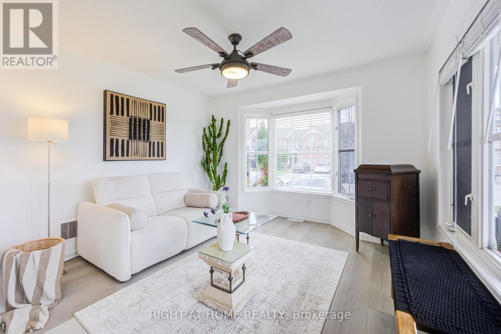 1 JAMESWAY CRESCENT, Whitchurch-Stouffville (Stouffville), Ontario, L4A0A3 — Photo 5