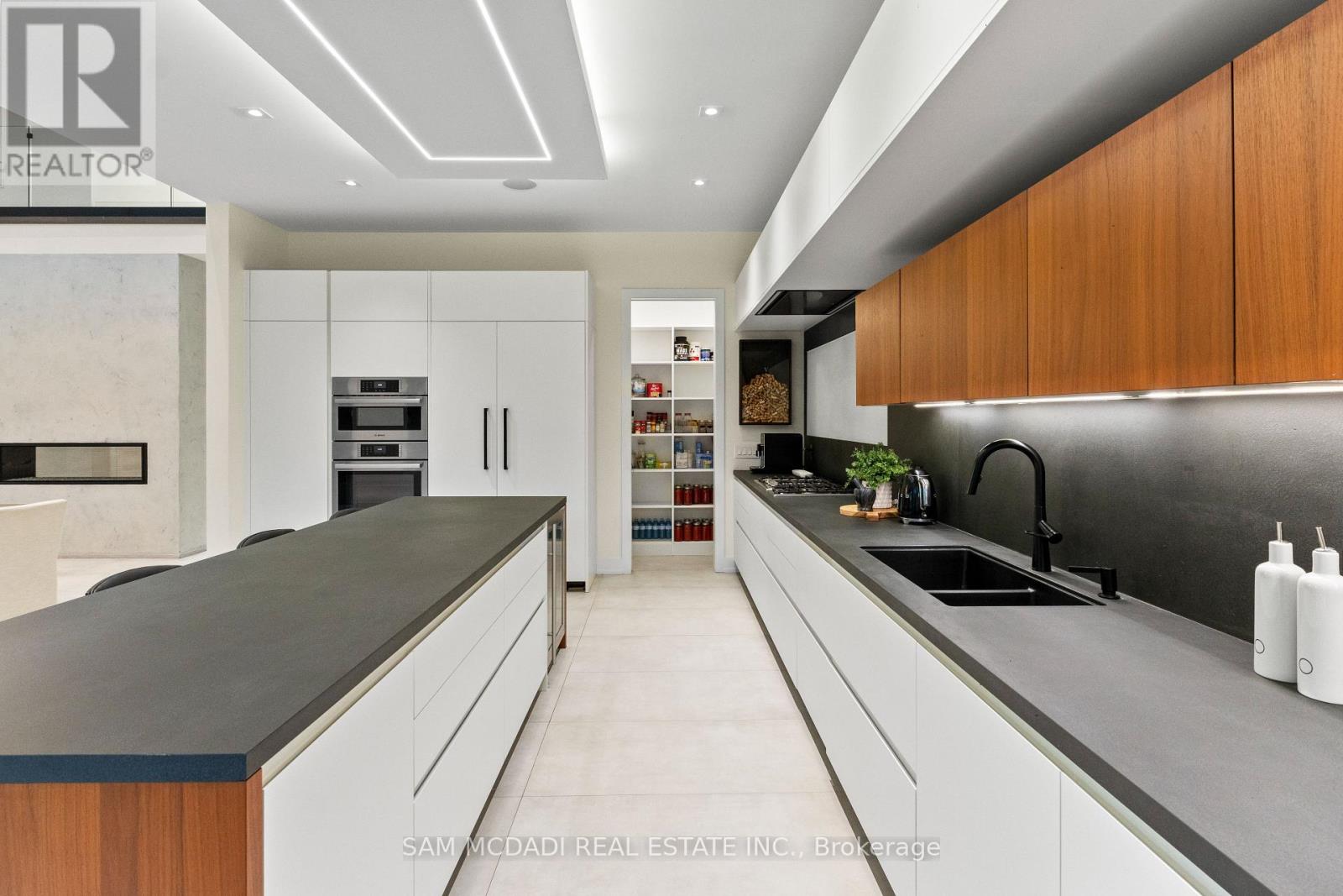 2075 SHAWANAGA TRAIL, Mississauga (Sheridan), Ontario, L5H3Z3 — Photo 15