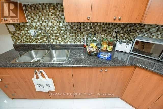 198 HARROWSMITH DRIVE, Mississauga (Hurontario), Ontario, L5R1R9 — Photo 18