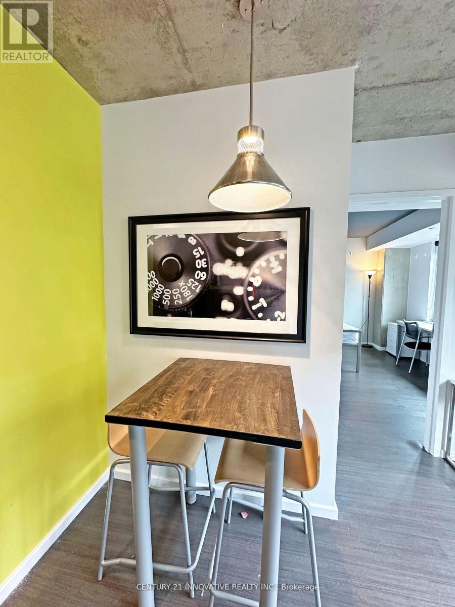 1517 - 105 CHAMPAGNE AVENUE S, Ottawa, Ontario, K1S4P3 — Photo 2