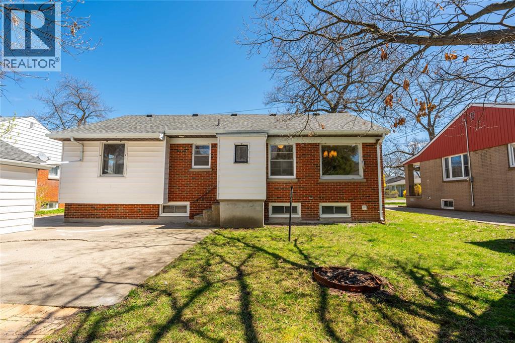 1203 Colborne ROAD, Sarnia, Ontario, N7V3K9 — Photo 31