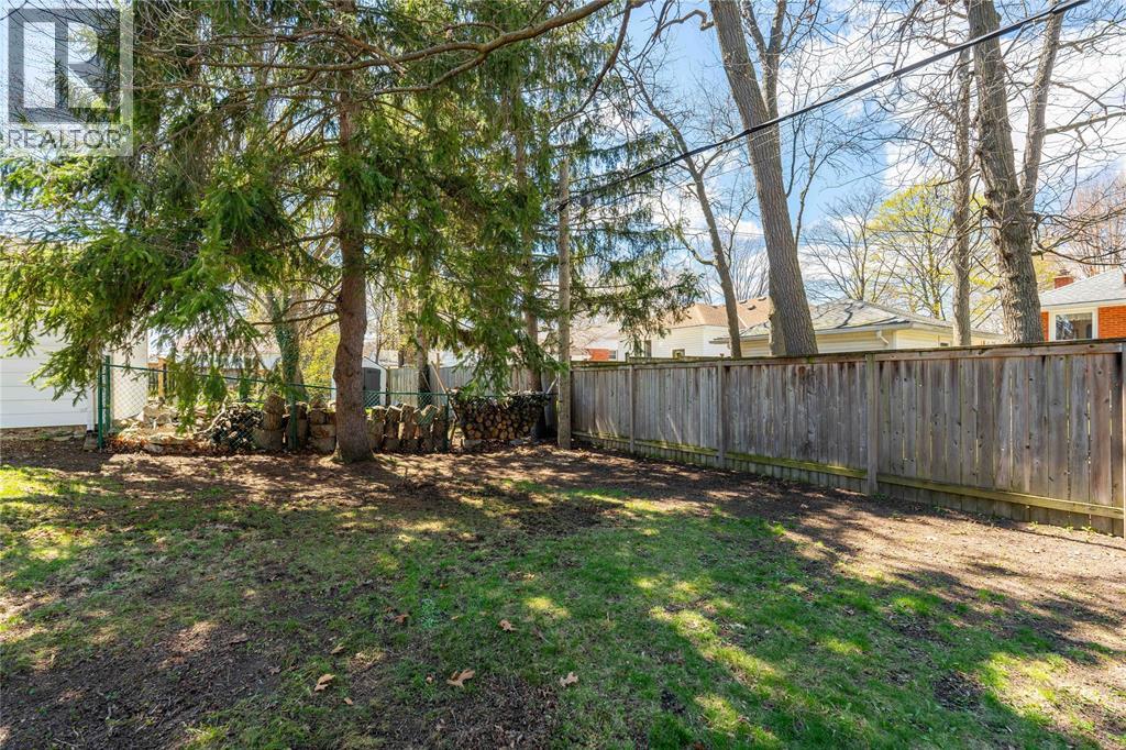 1203 Colborne ROAD, Sarnia, Ontario, N7V3K9 — Photo 33