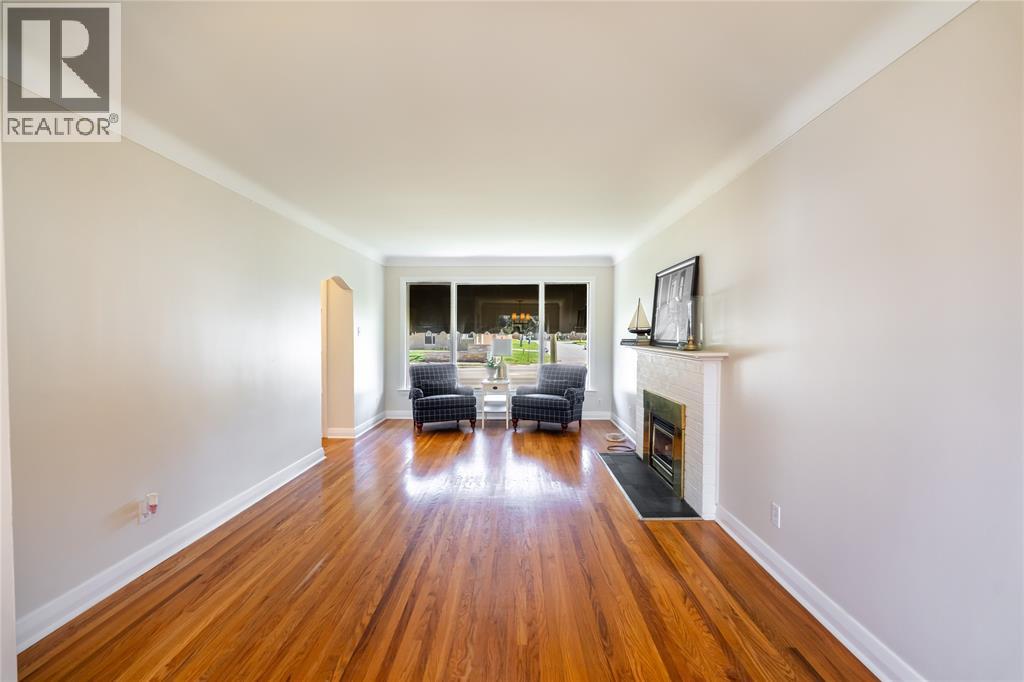 1203 Colborne ROAD, Sarnia, Ontario, N7V3K9 — Photo 8