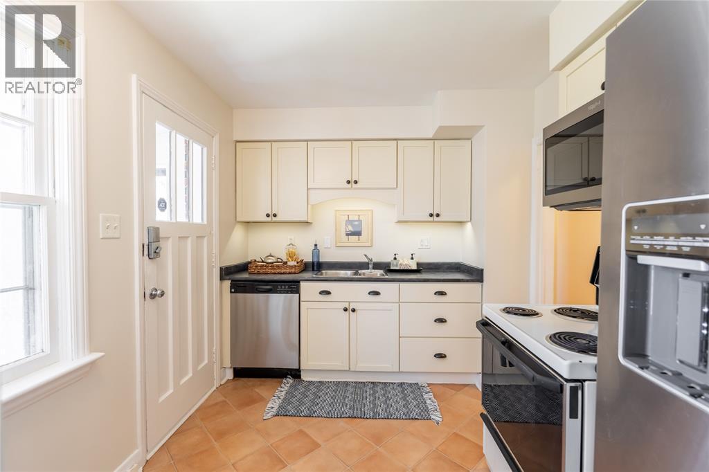 1203 Colborne ROAD, Sarnia, Ontario, N7V3K9 — Photo 9