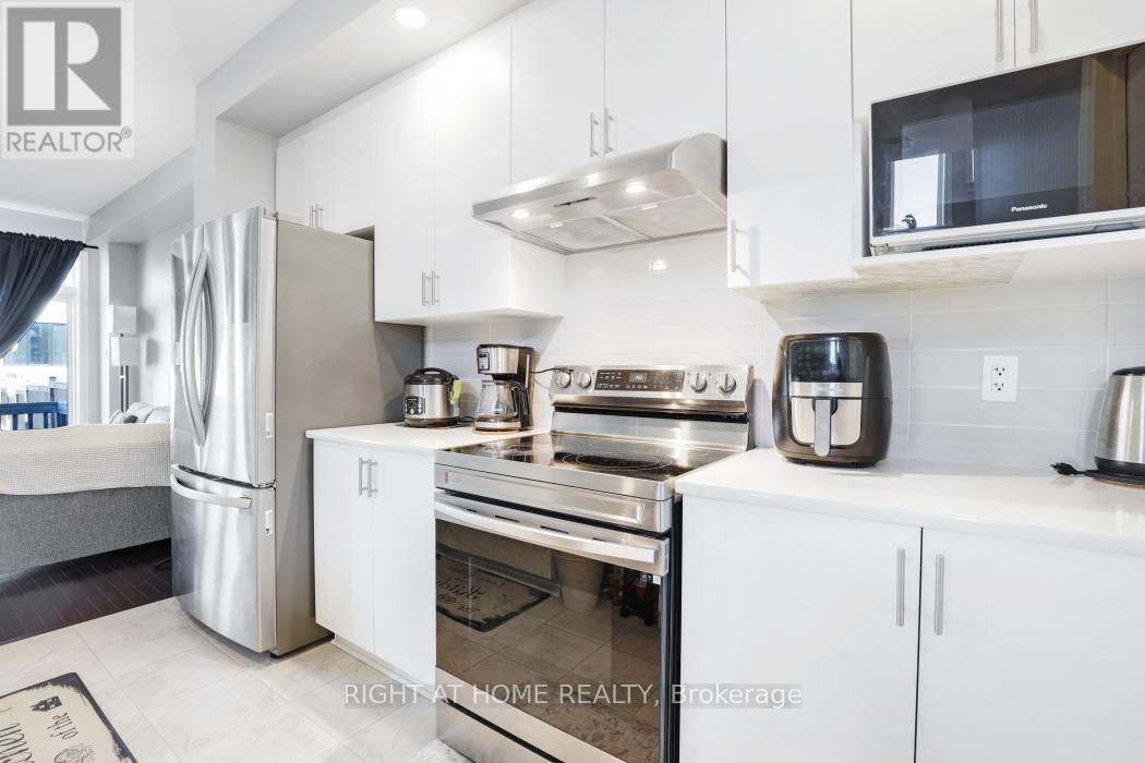 895 ANTONIO FARLEY STREET, Ottawa, Ontario, K1K2Z1 — Photo 8