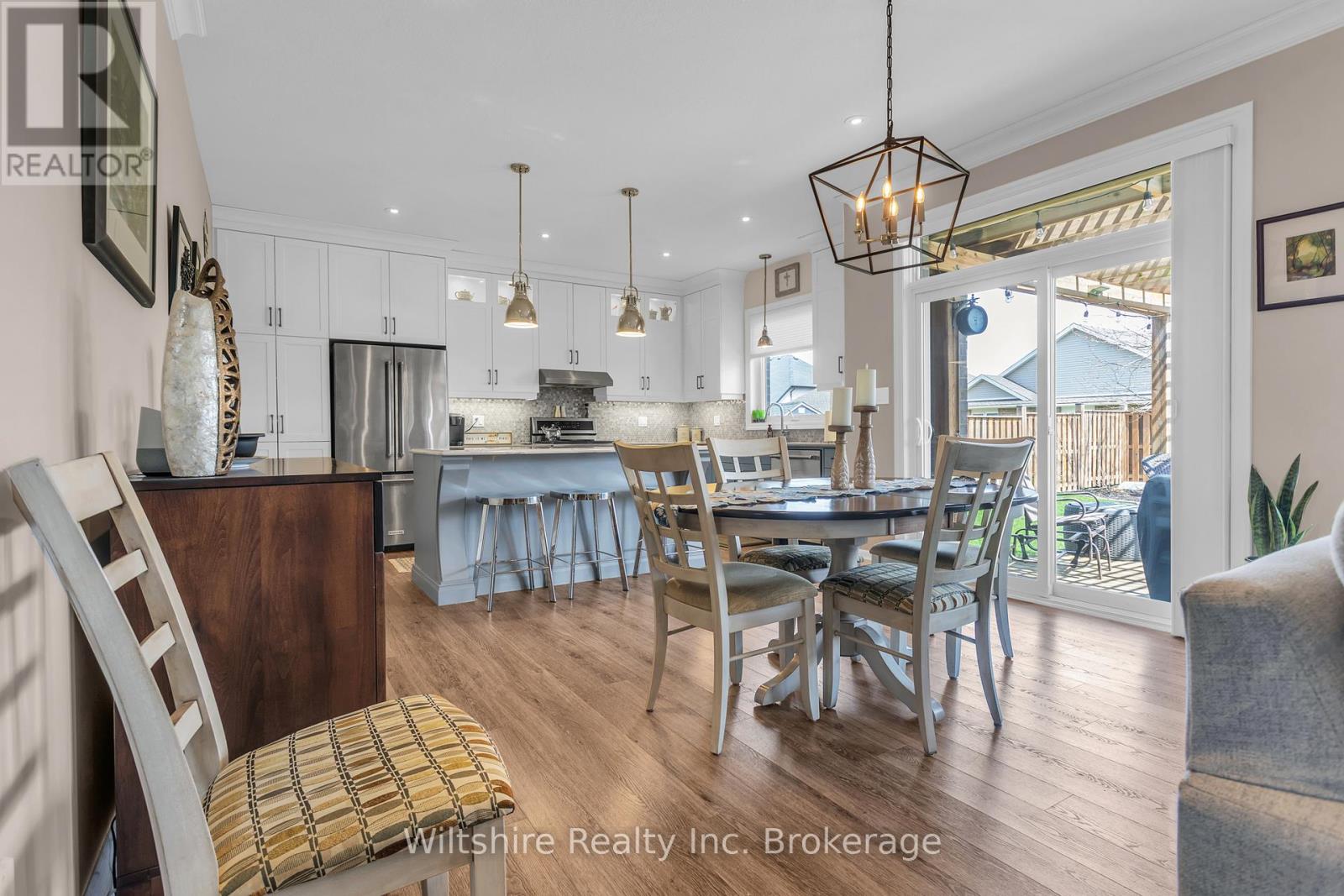 1 HONEY BEND, St. Thomas, Ontario, N5P3S6 — Photo 11